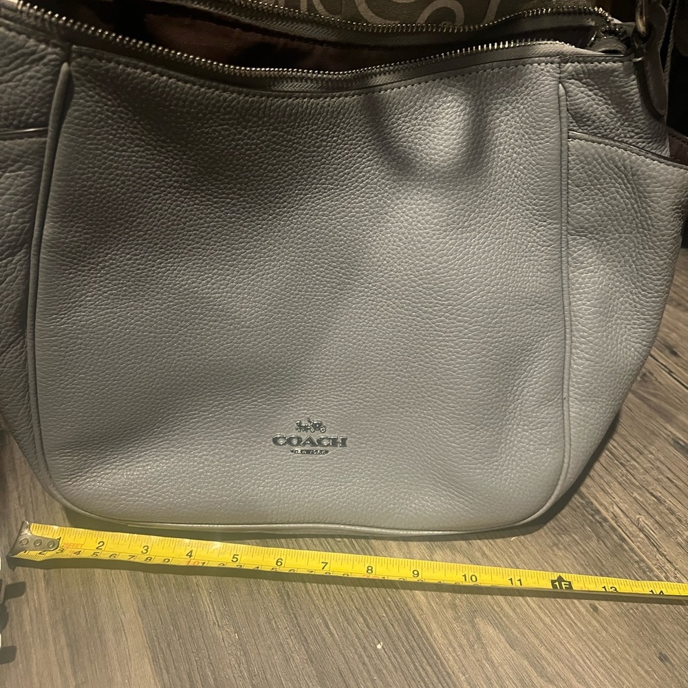 Coach Handbag - Picture 2 of 3